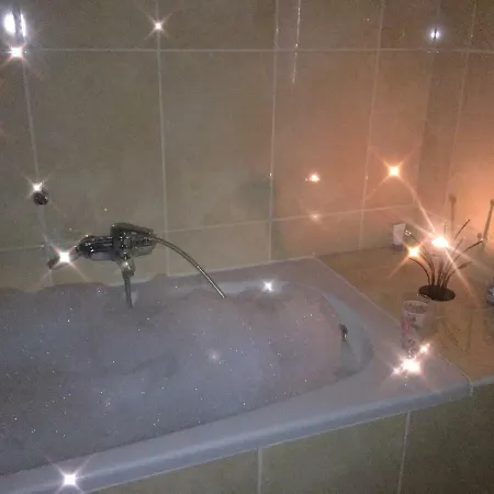 شقة Apartman Roko Beach